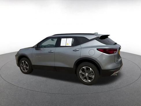 Used 2024 Chevrolet Blazer LT FWD image 10