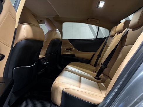 Certified 2023 Lexus ES 350 image 12