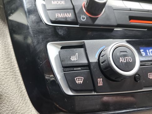 Used 2016 BMW 330e image 8