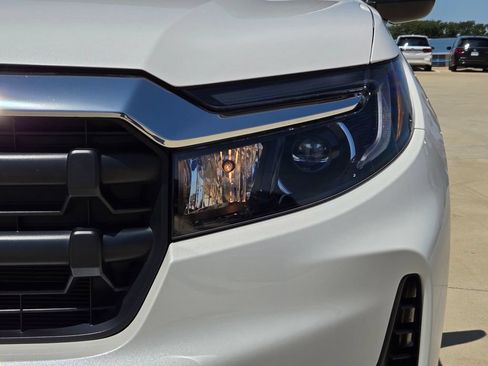 Certified 2025 Honda Ridgeline RTL image 30