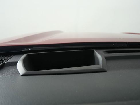 Used 2025 Toyota Sequoia Platinum image 27