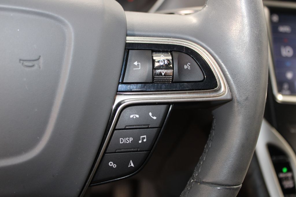 Used 2019 Lincoln Nautilus Reserve FWD image 24
