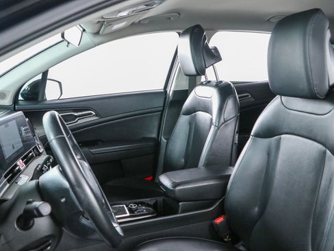 Used 2023 Kia Sportage EX FWD image 23