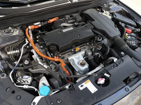 Used 2020 Honda Accord Touring image 54