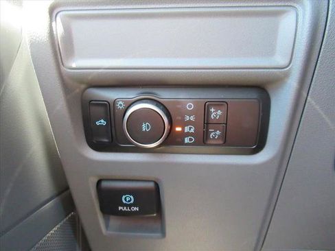 Used 2022 Ford F150 XLT w/ Equipment Group 301A Mid RWD image 21