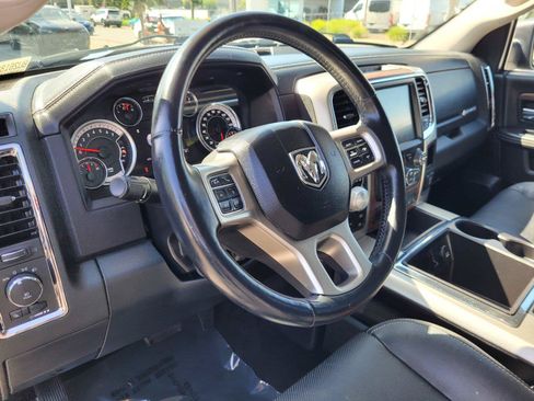 Used 2015 RAM 1500 Laramie w/ Convenience Group AWD/4WD image 13
