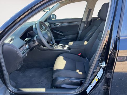 Used 2022 Honda Civic LX image 9