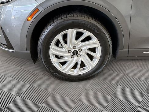 Used 2023 Lincoln Corsair AWD w/ Towing Package image 31