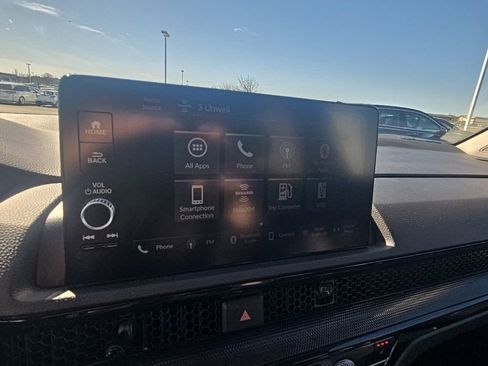 Used 2025 Honda CR-V EX-L image 18