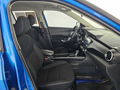 Used 2023 Nissan Kicks SV FWD image 10