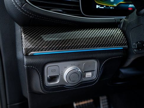 Used 2023 Mercedes-Benz GLE 53 AMG 4MATIC image 39