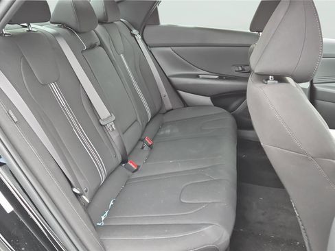 Used 2026 Hyundai Elantra SEL Sport FWD image 16