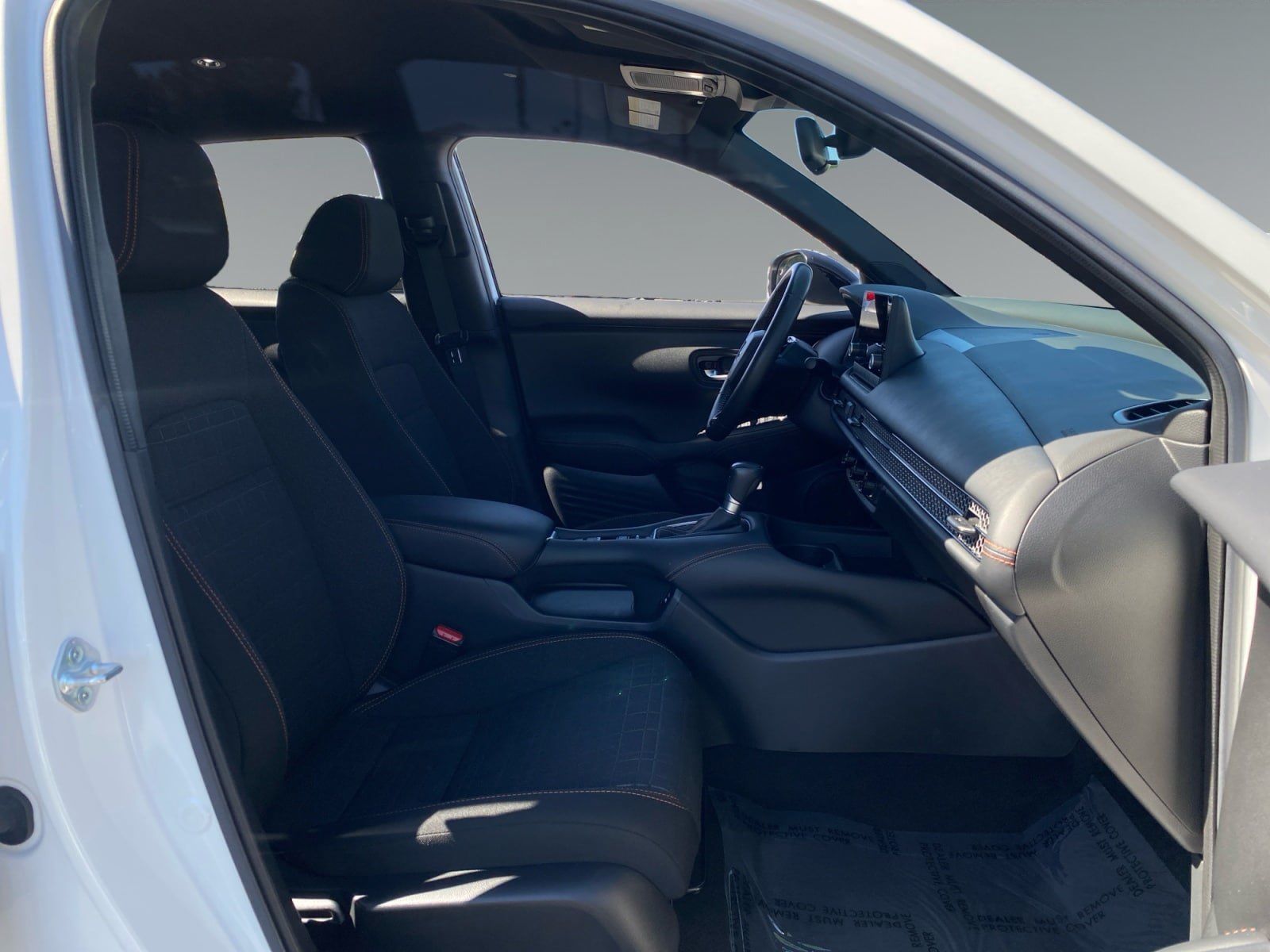 Used 2024 Honda HR-V Sport image 15