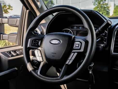 Used 2018 Ford F250 XLT AWD/4WD image 13