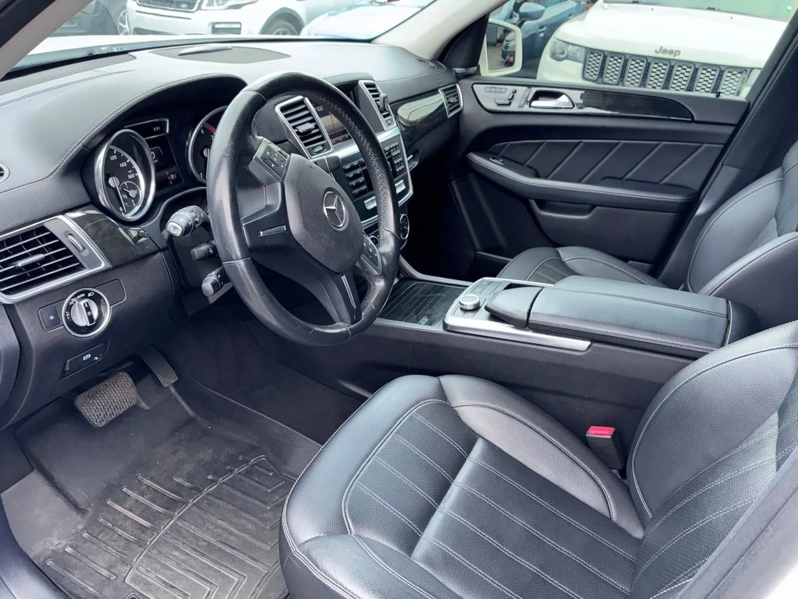Used 2016 Mercedes-Benz GL 450 4MATIC image 26