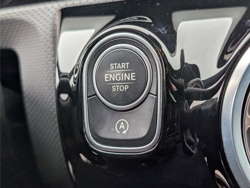 Used 2025 Mercedes-Benz CLA 250 4MATIC image 24