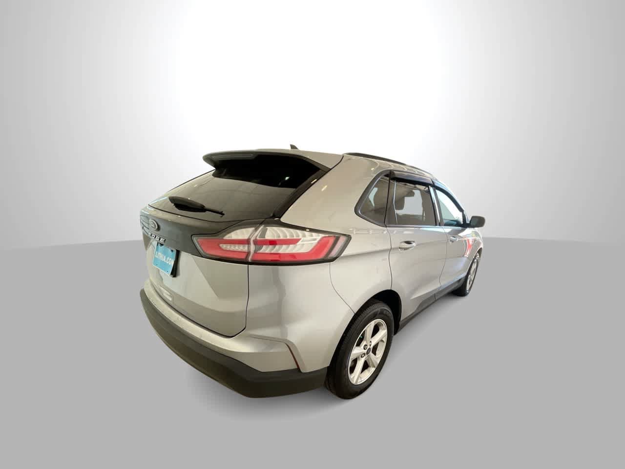 Used 2021 Ford Edge SE FWD image 8