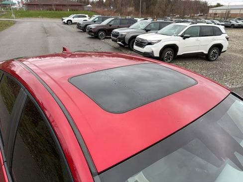 Used 2018 Toyota Prius Three w/ Advanced Technology Package image 8