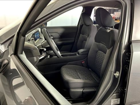 New 2026 Nissan Kicks SV w/ SV Premium Package image 12