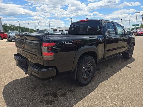 New 2026 Nissan Frontier PRO-4X w/ Tow Package AWD/4WD image 11