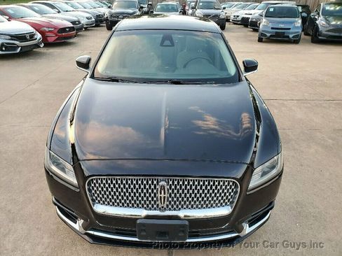 Used 2019 Lincoln Continental Select w/ Continental Climate Package image 5