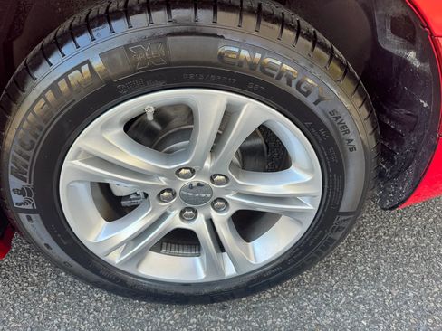 Used 2022 Dodge Charger SXT image 11