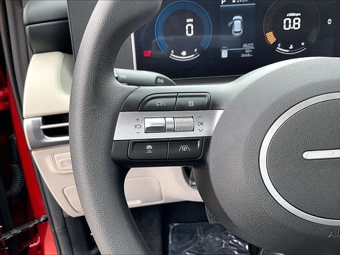 Used 2025 Hyundai Tucson SEL FWD image 18