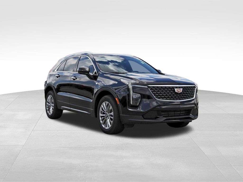 Used 2025 Cadillac XT4 Premium Luxury FWD image 1