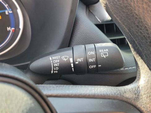 Used 2025 Toyota RAV4 XLE image 26