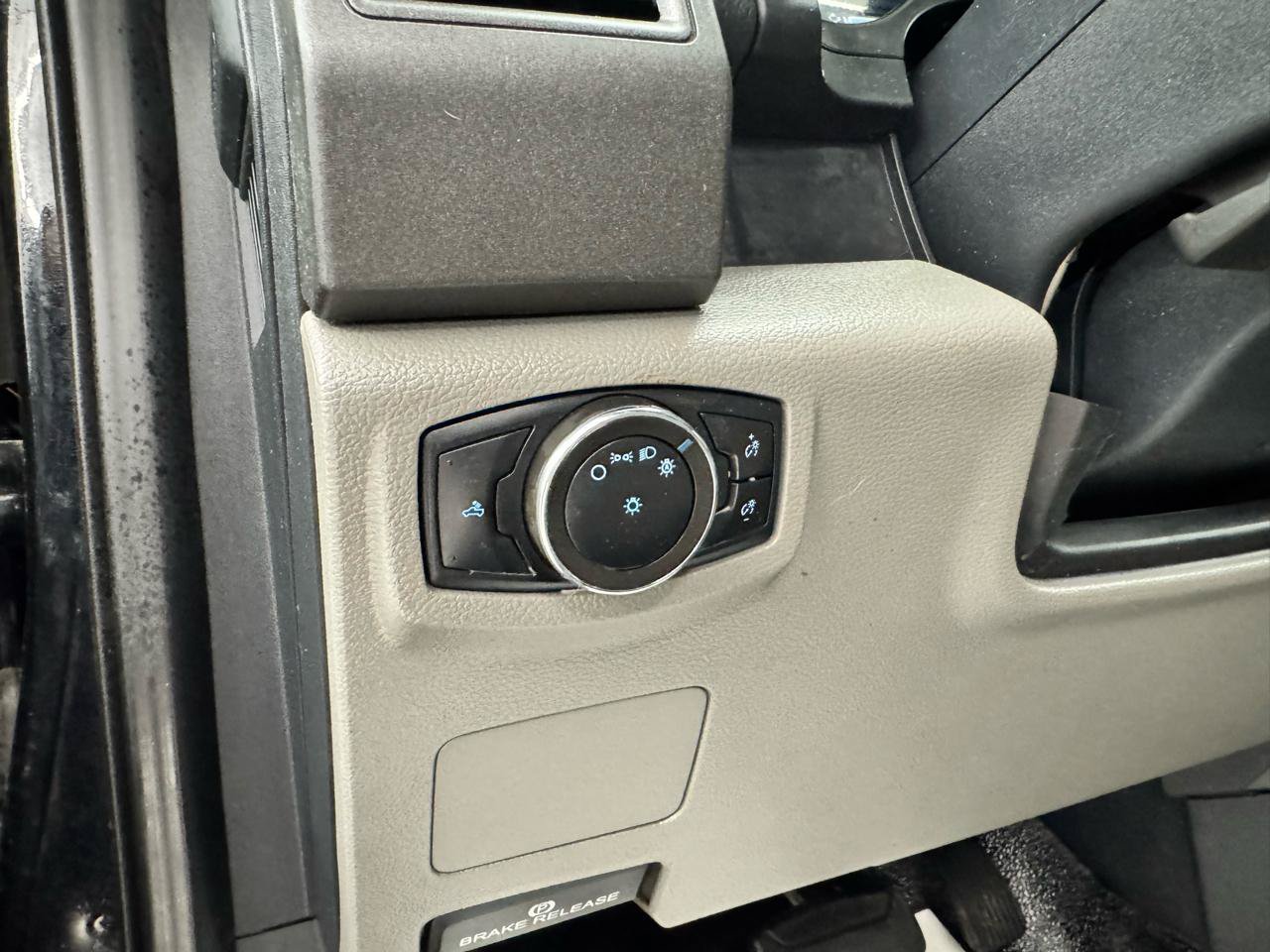 Used 2022 Ford F250 XL w/ Power Equipment Group AWD/4WD image 12