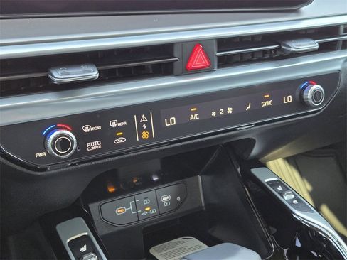 New 2026 Kia Sorento SX image 14