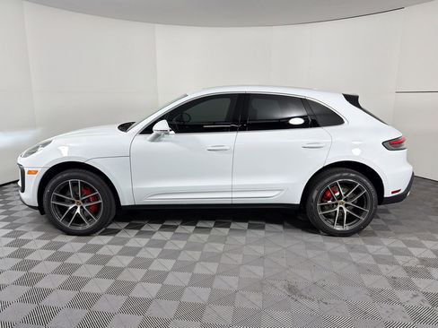 Used 2026 Porsche Macan S AWD/4WD image 2