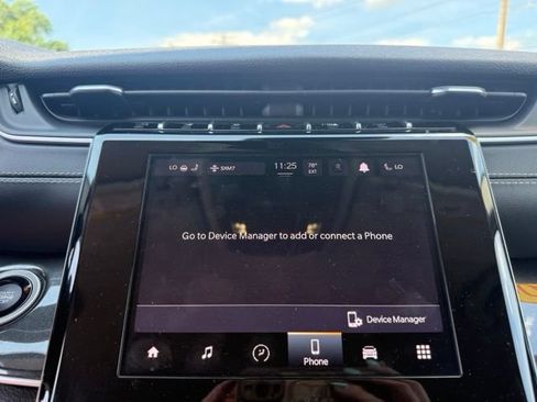 Used 2022 Jeep Grand Cherokee Laredo w/ Luxury Tech Group I AWD/4WD image 23