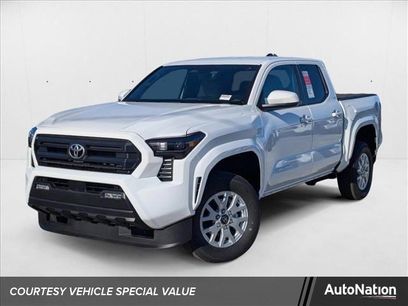New 2024 Toyota Tacoma SR5