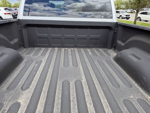 Used 2016 RAM 2500 Tradesman w/ Chrome Appearance Group AWD/4WD image 25