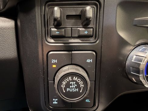 Used 2023 Ford F250 Lariat w/ Lariat Ultimate Package image 47