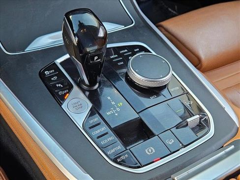 Used 2020 BMW X7 xDrive40i w/ Premium Package image 12