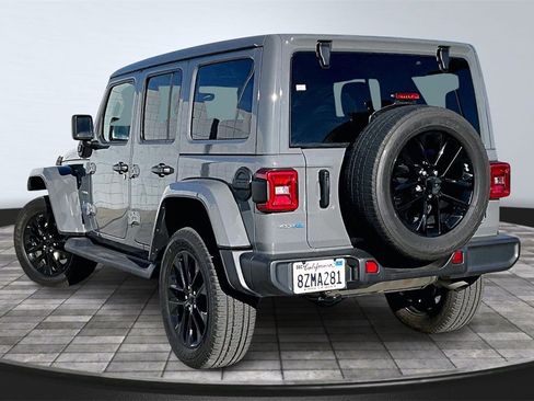 Used 2021 Jeep Wrangler Unlimited Sahara w/ Cold Weather Group image 3