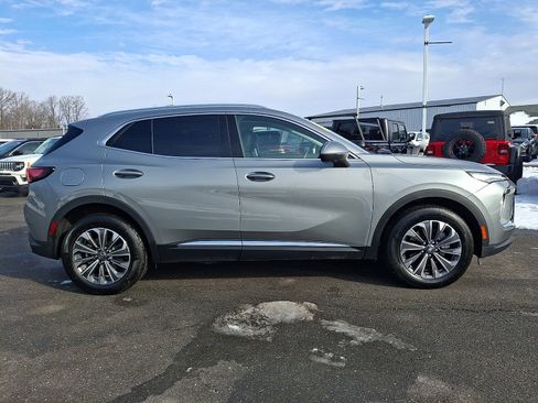 Certified 2025 Buick Envision Preferred image 7