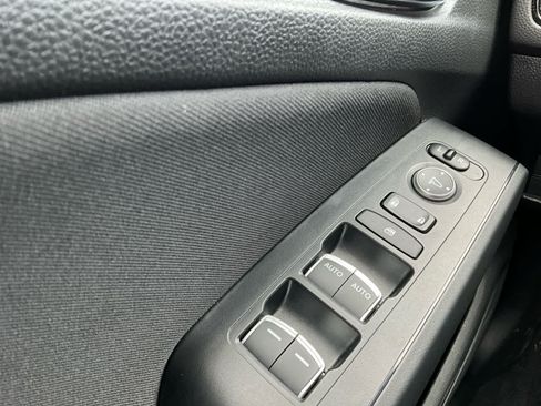 Used 2025 Honda Civic Sport image 18