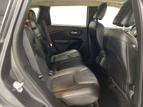 Used 2015 Jeep Cherokee Limited AWD/4WD image 19