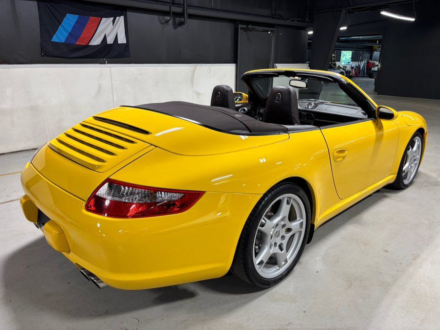 Used 2006 Porsche 911 Carrera S RWD image 6