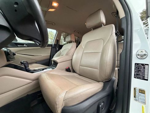 Used 2018 Hyundai Tucson Limited FWD image 28