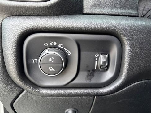 Used 2023 RAM 3500 Tradesman w/ Chrome Appearance Group image 27