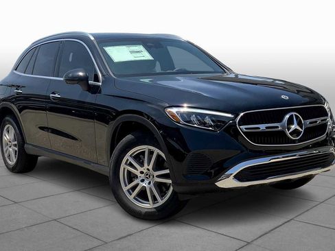 New 2025 Mercedes-Benz GLC 300 GLC 300 image 2