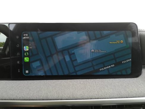 Used 2025 Nissan Kicks SV FWD image 10