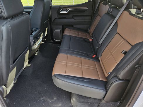 New 2026 Chevrolet Silverado 1500 High Country w/ Technology Package image 25