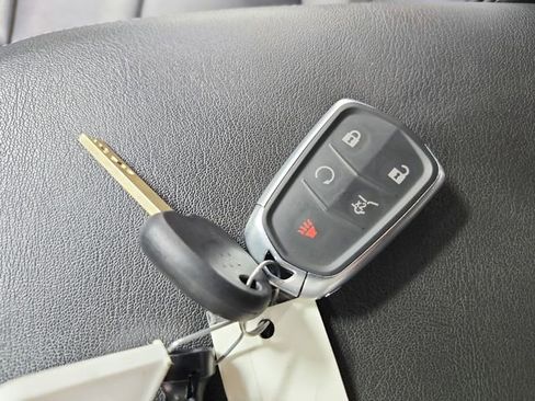 Used 2023 Cadillac XT5 Premium Luxury AWD/4WD image 38