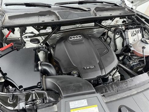 Used 2020 Audi Q5 Prestige w/ Prestige Package image 23