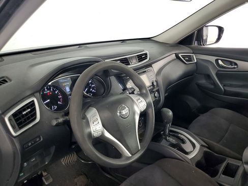 Used 2015 Nissan Rogue S FWD image 10